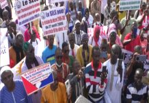 INJUSTICE-NEGLIGENCE Les enseignants décisionnaires revendiquent une meilleure prise en compte.