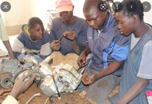 Avis d’experts: ALLÈGEMENT DE LA SOUFFRANCE DES MÉNAGES, CHÔMAGE DES JEUNES …