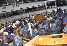 14 éme législature: une guérilla parlementaire en lieu et place d’un consensus, quel avenir pour l’institution parlementaire?