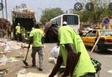 Retard de salaire : le collectif des concessionnaires du nettoiement en grève