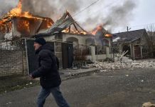 Fin du cessez-le-feu unilatéral russe, les combats se poursuivent