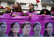 À Paris, les femmes kurdes réclament « vérité et justice » pour les assassinats de 2013 et de 2022