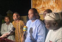 DÉDICACE DE L’OUVRAGE » L’AVENTURE DE TOUTE UNE VIE »; Le Parrain Driss Diallo magnifie la renaissance de l’industrie du savoir à Marsassoum et étale les actions de Macky Sall