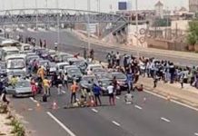 Route barrée sur la vdn: Des militaires déployés pour dégager la voie publique