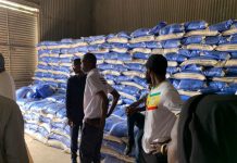 Khombole : Antoine Félix Diome offre du «Sukaru koor» aux populations