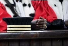 Pour avoir insulté et tabassé un magistrat, M. S condamné à trois mois de prison ferme