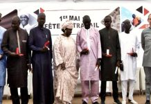 Fête du travail: l’entreprise sénégalaise «les grands Moulins de Dakar» honore ses travailleurs en médailles et les retraités en….
