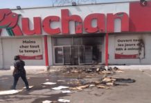 Pikine : Le magasin Auchan saccagé