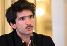 Juan Branco transféré à la prison de Rebeuss