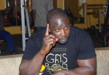 Gris Bordeaux Sur l’absence d’Ama Baldé au face-à-face contre Modou Lô: «seule la justice est habilitée à trancher le différend»