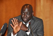 Madiambal Diagne : « Macky Sall invite le Conseil constitutionnel à installer un président intérimaire »