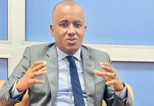 Interpellé pour « insultes » au chef de l’État: Oumar Sow libéré après son interrogatoire