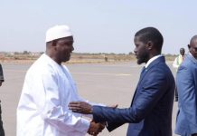 Visite en Gambie : Ce que le Président Diomaye Faye a promis à Adama Barrow