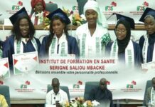Cérémonie de graduation des cinq premières promotions sortantes de l’institut de formation en santé Serigne Saliou Mbacké de Keur Massar : plus de 80 étudiants ont reçu leur parchemin