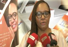 Dédicace du livre » Vivre de bon ‘heur » par Mme Tissou Touré