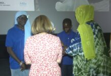 Développement durable »: L’institut Joliba et Plastic Odyssey sensibilisent les élèves sur la pollution plastique