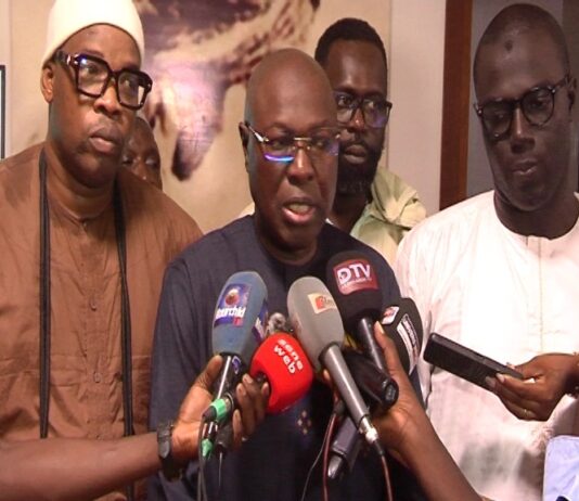 Ouagou Niaye: Arouna Coumba Ndoffene DIOUF annonce la réouverture de l’école coranique après 4 ans d’interruption