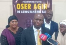Dédicace du livre Oser Agir: l’auteur Abdourahmane Fall encourage la jeunesse à la persévérance et à la patience