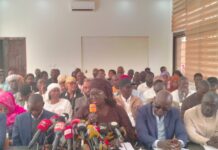 Gestion des hydrocarbures et mines au Sénégal : le régime de Macky Sall apporte sa vérité des faits et dément les propos de Sonko sur la renégociation des contrats miniers