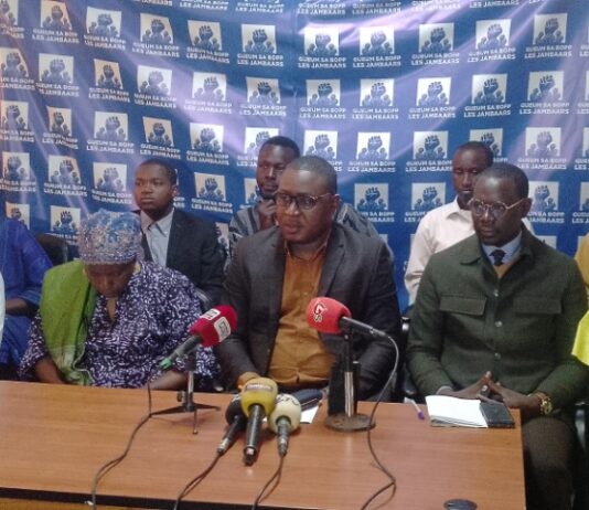 Renégociations des contrats miniers : les partisans de Bougane Gueye tirent sur le gouvernement de Sonko et demandent les rapports Mazar